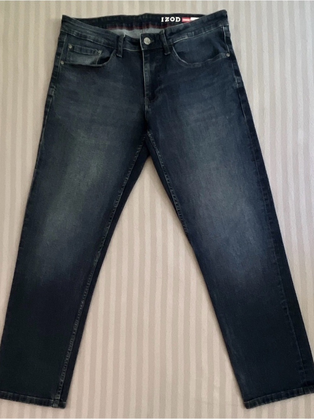 Izod Men's Slim Straight Jeans in Dark Indigo Wash